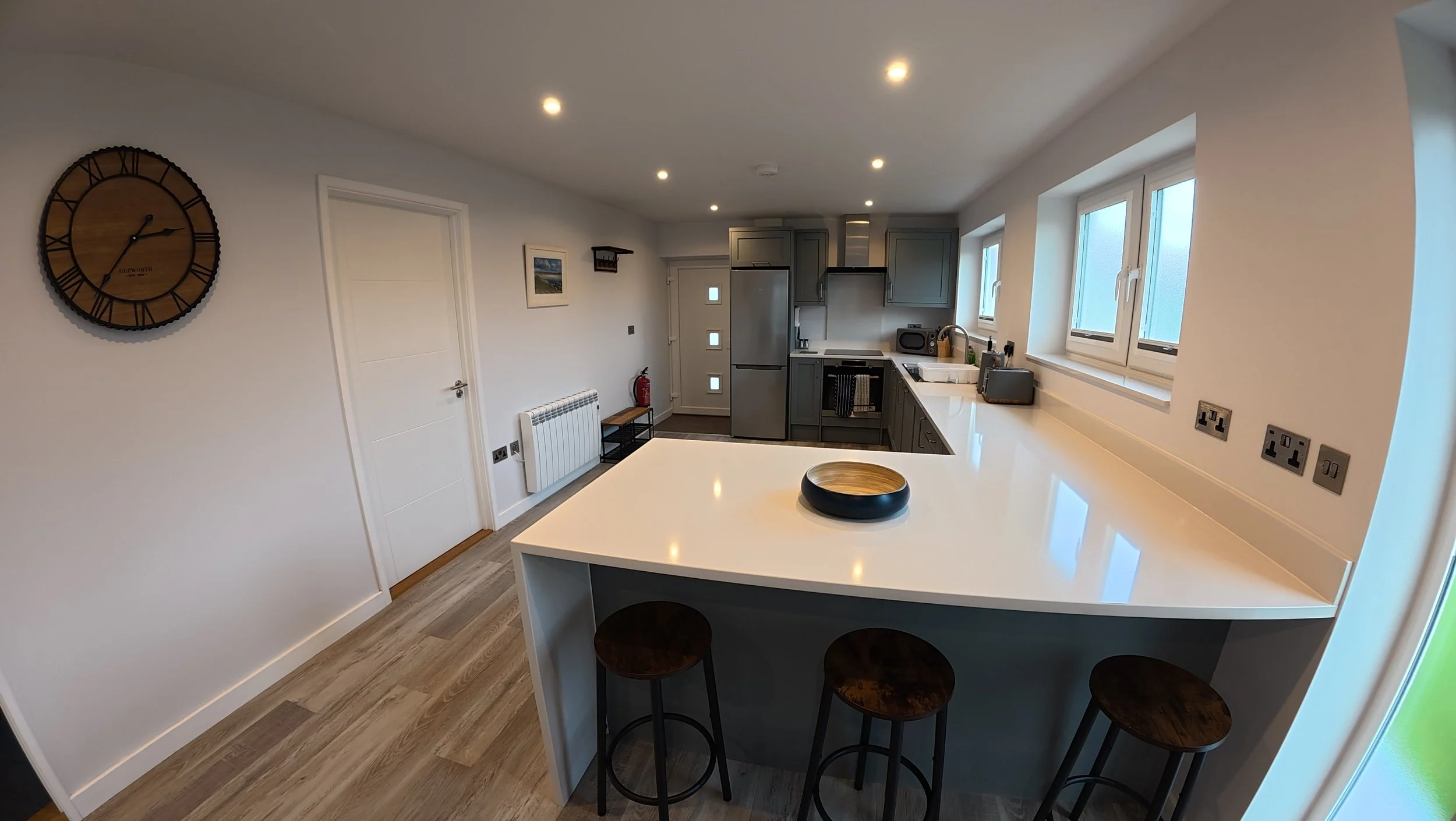 Twin bedroom at Havasu self-catering bungalow Guernsey